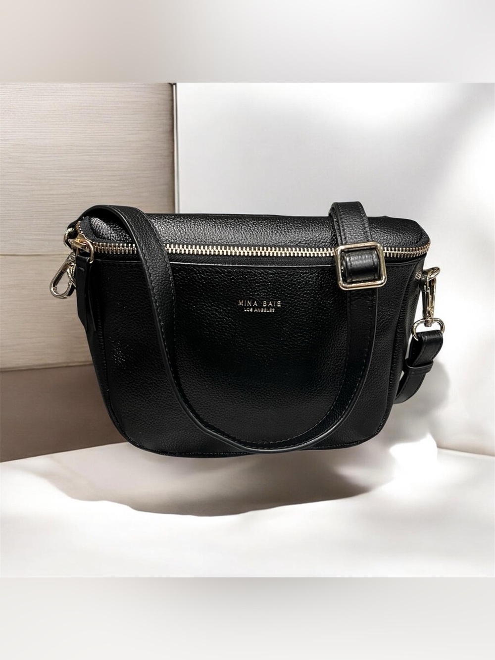 Mina Baie Leather Fanny pack